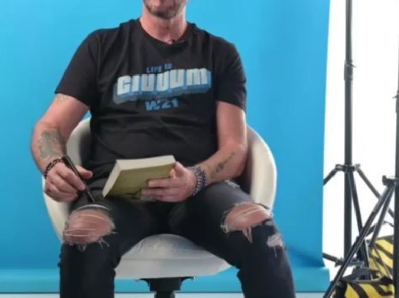 Walter Zenga se iubește cu o tânără româncă! Walter Zenga se iubește cu o tânără româncă!