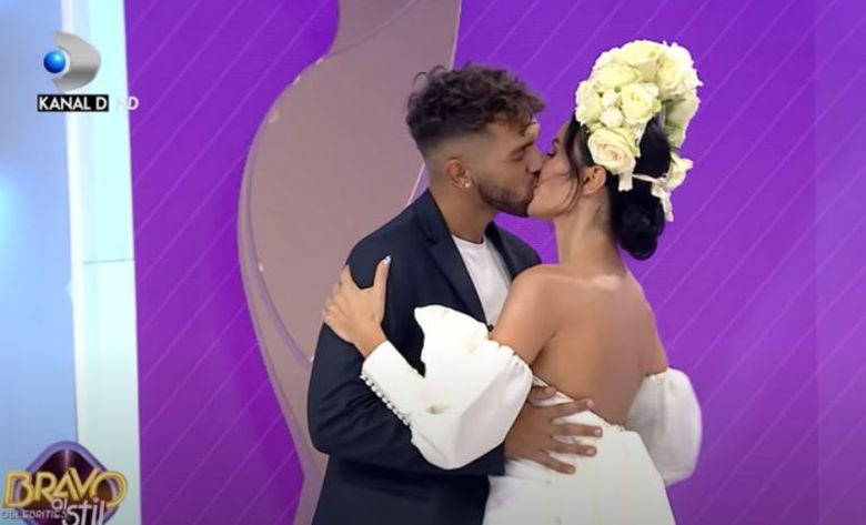 Ruxi de la „Bravo, ai stil! Celebrities”, dezvăluiri despre sărutul cu tiktok-erul Marius Elisei