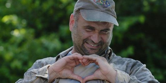 Cine este ADRIAN VĂNCICĂ (Celentano), actorul din Las Fierbinți. „Am stat un an de zile în Coreea de Sud. Am pierdut foarte mulţi bani, pentru că se făceau pariuri pe cine va câştiga meciurile