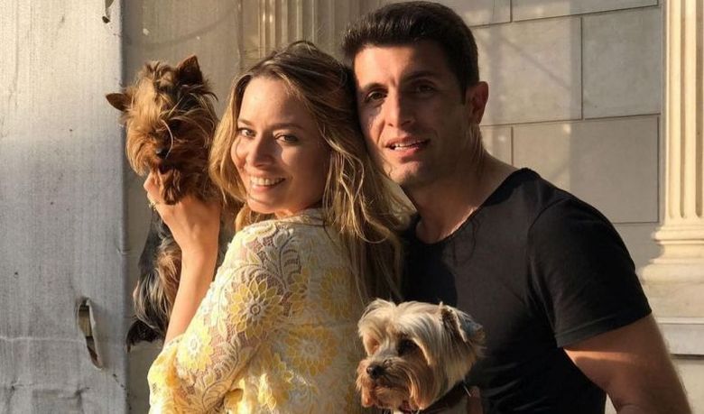 Laura Cosoi și soțul ei, Cosmin Curticăpean Laura Cosoi și soțul ei, Cosmin Curticăpean