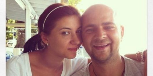 Cine este IRINA SELEȘI, sotia lui COSMIN SELEȘI. „Sunt fericit, am o familie frumoasă şi o soţie foarte talentată şi înţelegătoare.