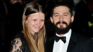 Mia Goth și Shia LaBeouf