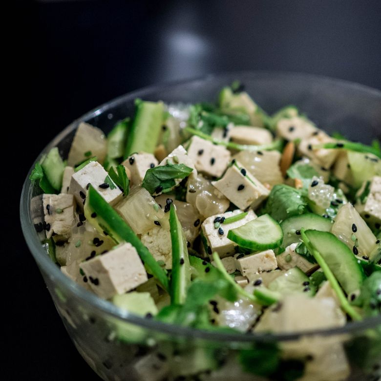 DESCOPERĂ: Cu ce se mănâncă TOFU