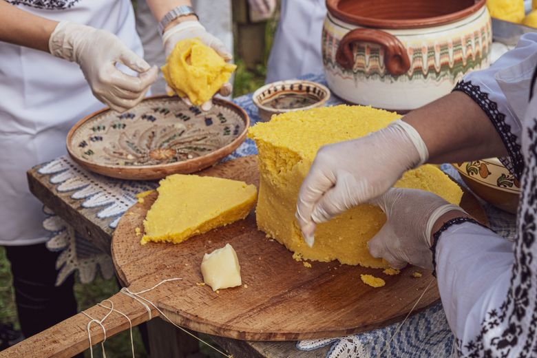 Câte calorii are MĂMĂLIGA. 