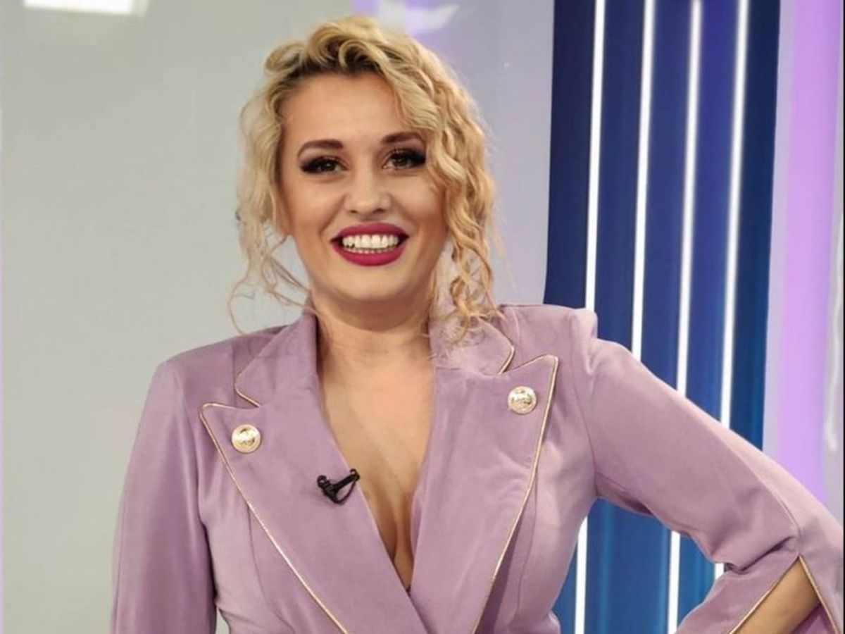 DESCOPERĂ: Cine este Anisia Gafton. „Eu nu ţin neapărat să mă căsătoresc,  dar nu cred că aş refuza dacă cineva ar veni cu un ineluş cu diamant." -  KFetele