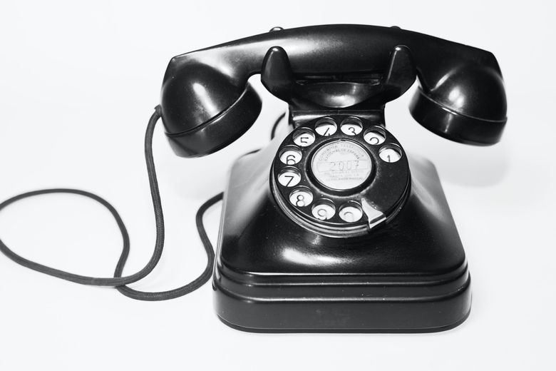cum arata primul telefon inventat