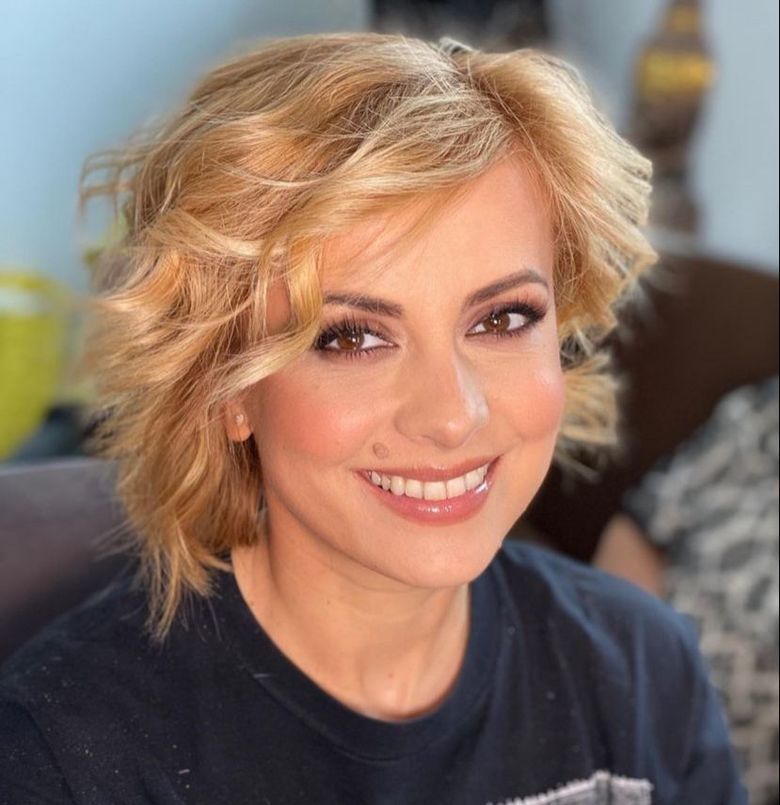 Cine este Simona Gherghe Cine este Simona Gherghe