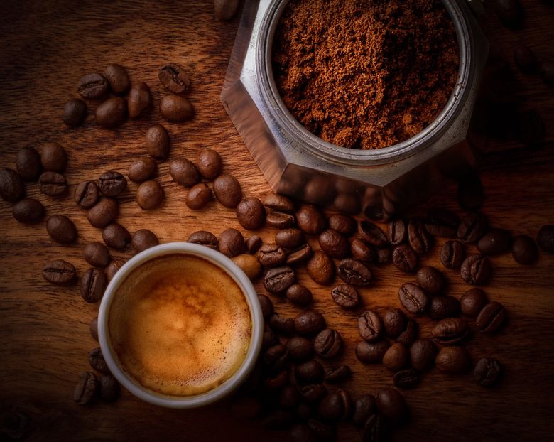 Cât timp se fierbe cafeaua la ibric. Care este secretul? cat timp se fierbe cafeaua la ibric