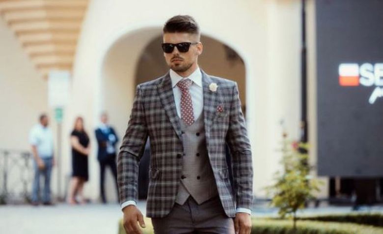 Ce vârstă are SORIN RUS de la CASA IUBIRII. "„Trăiesc viața și iubirea ca pe o luptă care trebuie câștigată în fiecare zi.” cu ce se ocupa sorin rus