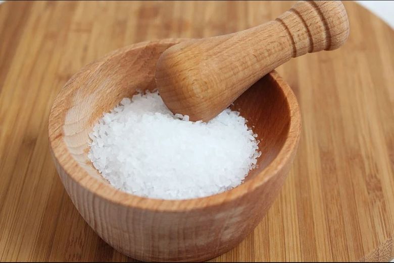 Trucul anului în materie de curăţenie! Ce se întâmplă dacă torni sare în vasul de toaletă Trucul anului în materie de curăţenie! Ce se întâmplă dacă torni sare în vasul de toaletă