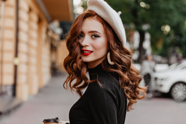 Stilul smart casual pentru femei. Exemple de ținute potrivite pentru orice ocazie