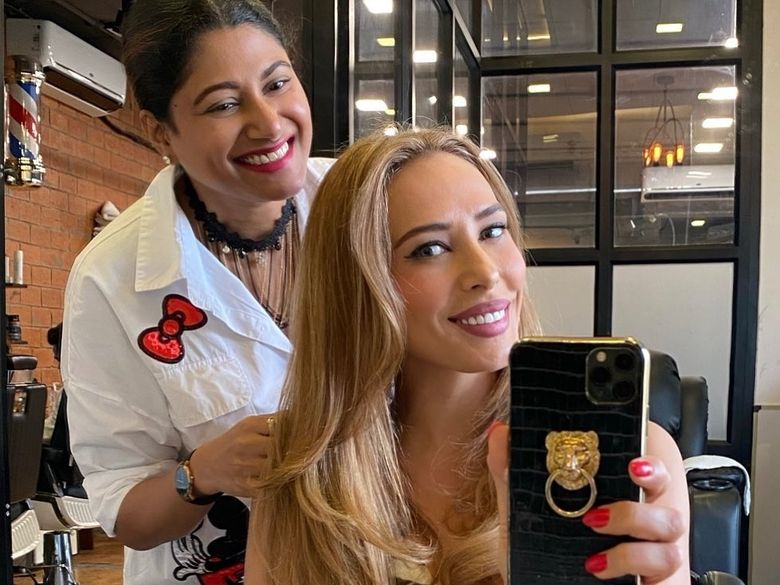 Iulia Vantur, in rochie de mireasa Iulia Vantur