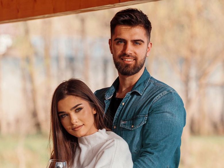 Theo Rose si iubitul sunt impreuna de patru ani Theo Rose si iubitul
