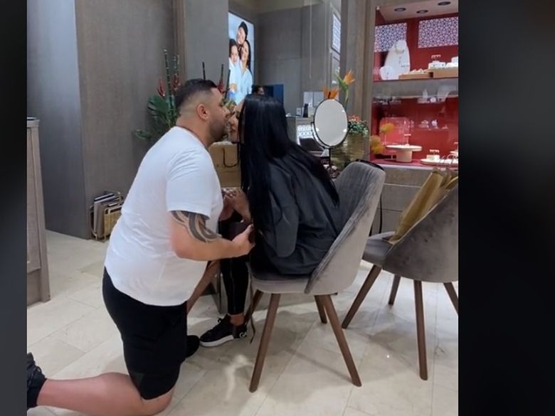 Dana Badea si iubitul s-au logodit Dana Badea si iubitul