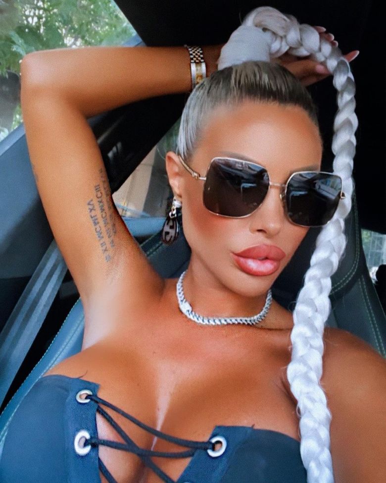 Loredana Chivu Cine este loredana chivu