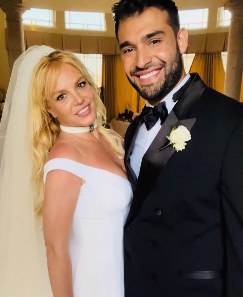 Accesoriu purtat de Britney Spears la nunta ei stârnește controverse!