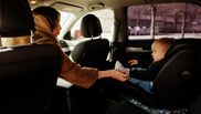 pana la ce varsta trebuie pus copilul in scaun auto