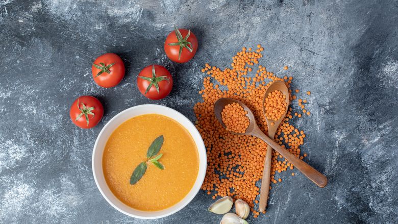 Rețetă gustoasă de supă cremă de linte roșie reteta de supa crema de linte rosie