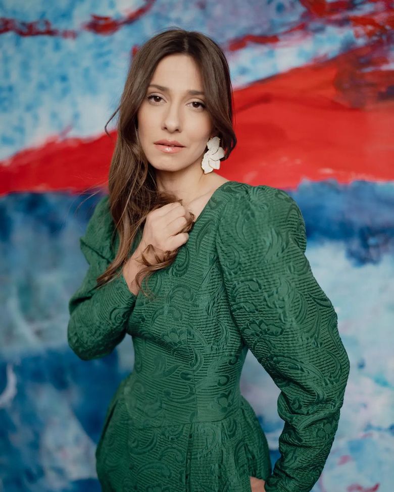 Dana Rogoz și-a schimbat radical look-ul! 