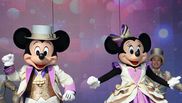 Mickey și Minnie Mouse în locul serviciilor de catering la nuntă
