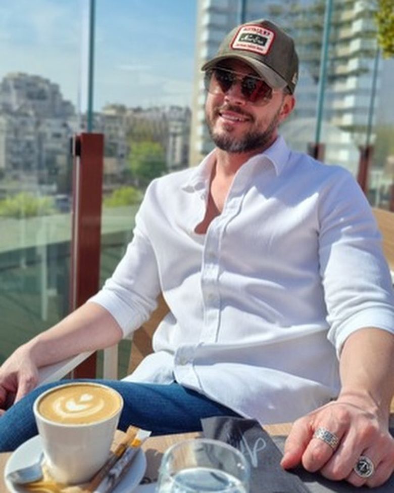 Victor Slav, nerăbdător să o vadă pe fetița lui, Sofia, în prima zi de școală
