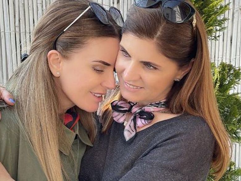 Marcela Fota, hartuita de un necunoscut Marcela Fota hartuita