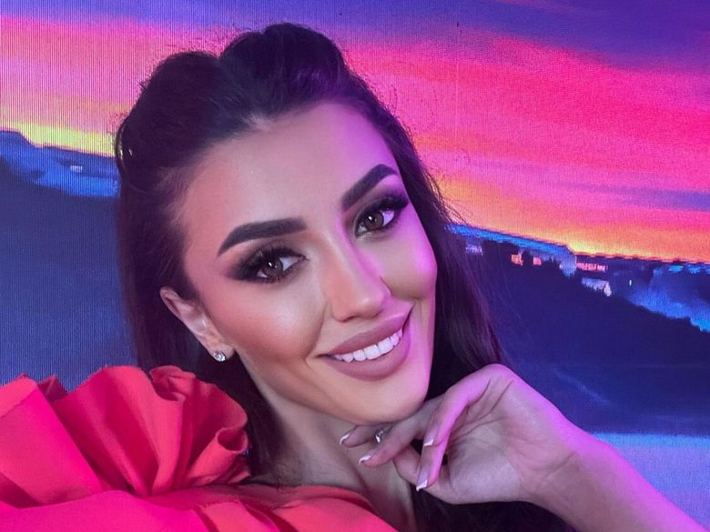 Bianca Mitroi, mesaj pentru iubita lui Sorin Bianca Mitroi, mesaj pentru iubita lui Sorin