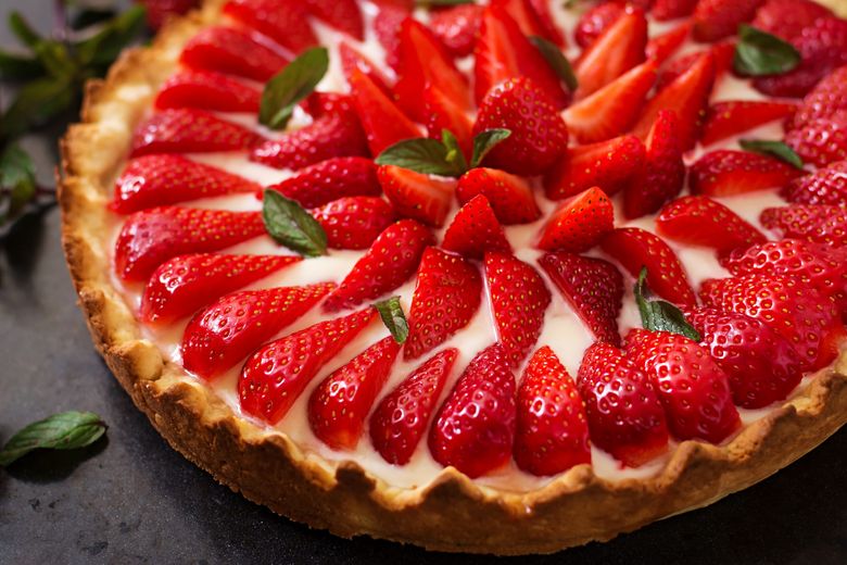 Tarta de capsuni si mascarpone retete emisiunea well done de pe Kanal d