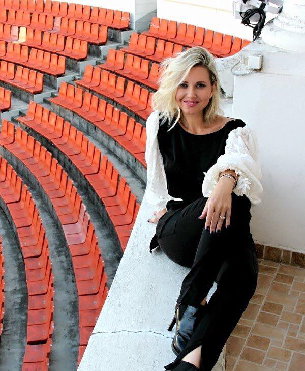 mihaela cernea divort