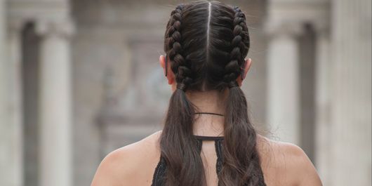 3 Idei de coafuri cu codițe împletite pentru părul lung