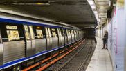 de ce intarzie metroul