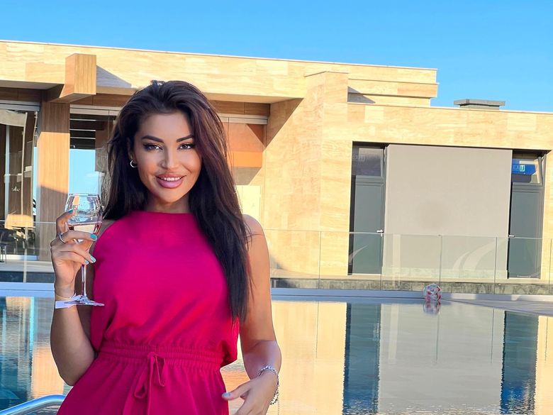 Elena Ionescu Elena Ionescu