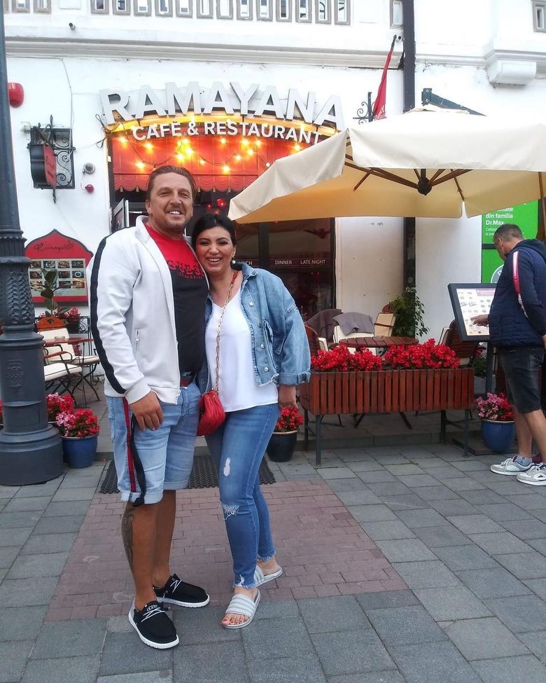 Motivul pentru care Adriana Bahmuțeanu și George Restivan au amânat nunta