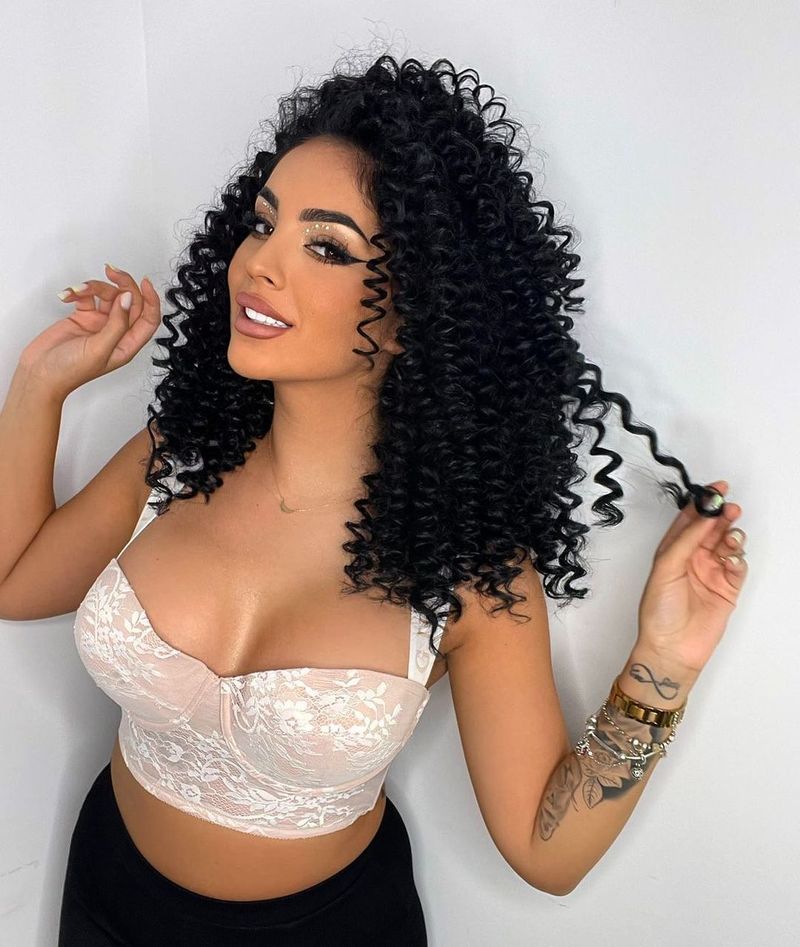 Bruneta a declanșat, după ce a primit avansuri din partea luptătorului