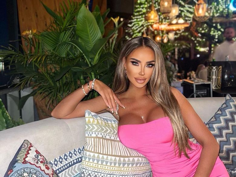 Bianca Drăgușanu, atac în mediul online, după ce a fost jignită Bianca Drăgușanu, atac în mediul online, după ce a fost jignită