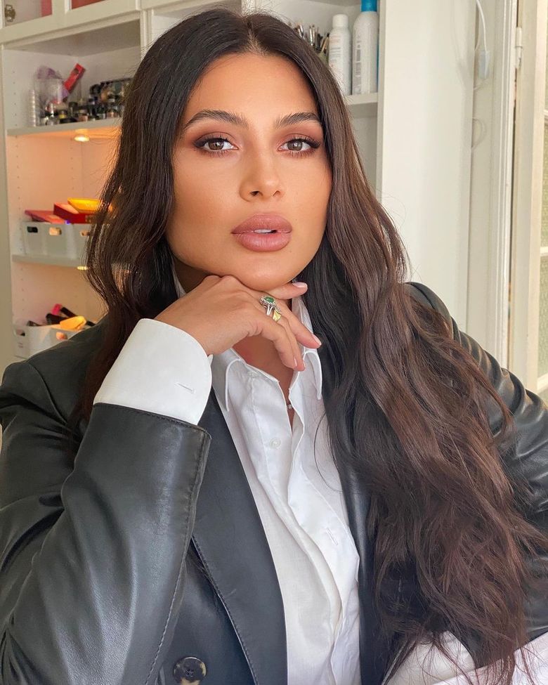 cine este roxana dobre sotia lui florin salam