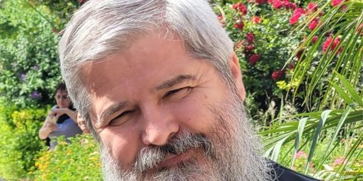 Cine este Părintele Vasile Ioana. “În legătura dintre duhovnic și credincios se naște forța care te motivează să mergi mai departe.”