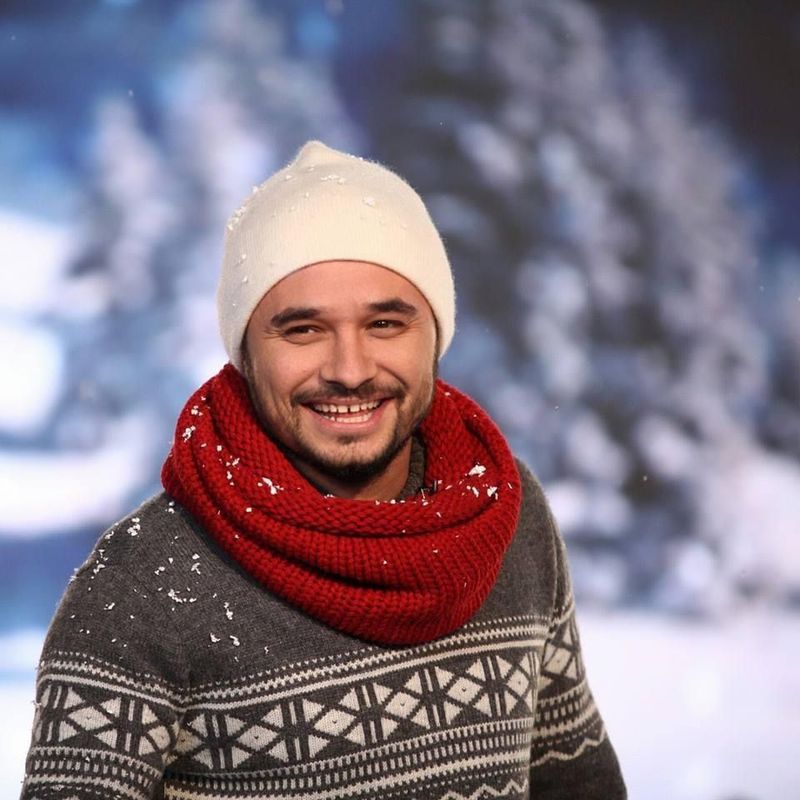 Cine este Mihai Rait