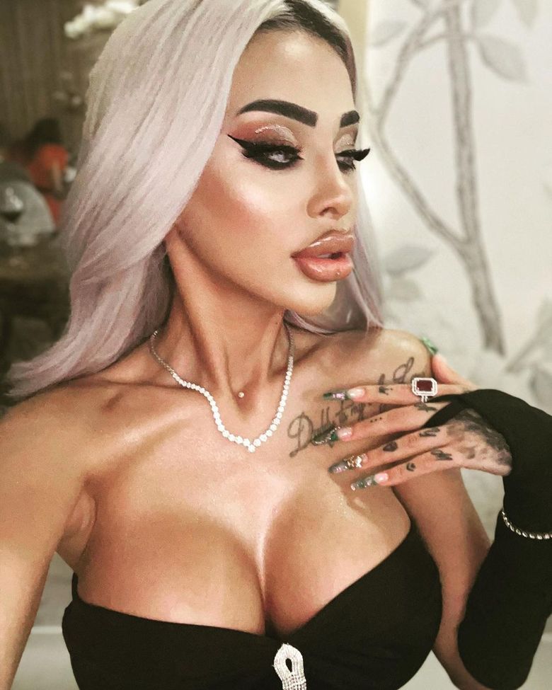 Cristina Pucean a postat o fotografie emoționantă cu tatăl ei, în mediul online! Cum arată fostul socru al lui Bogdan de la Ploiești