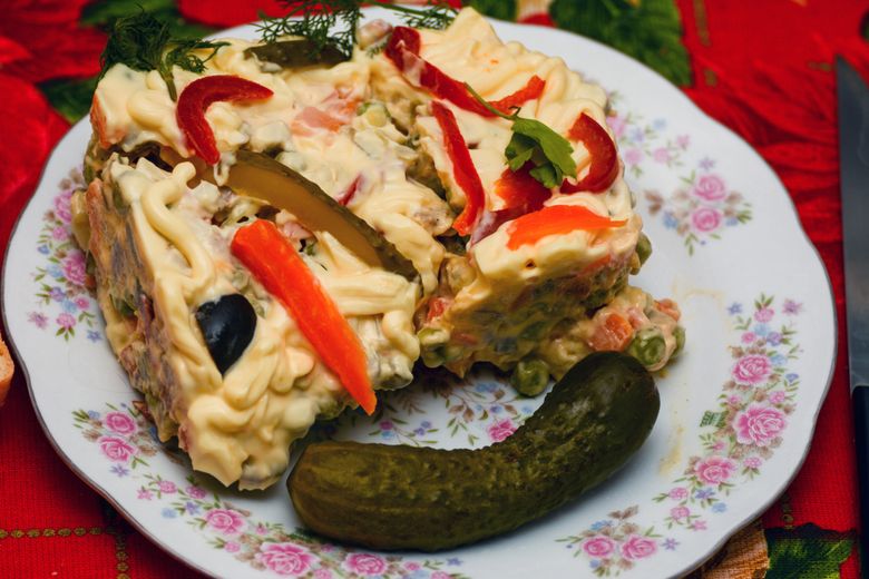 Cât timp se fierb cartofii pentru salata boeuf. Vor avea un gust absolut delicios Cât timp se fierb cartofii pentru salata boeuf. Vor avea un gust absolut delicios