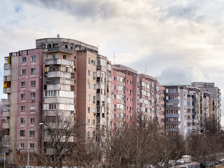 Veste proastă pentru românii cu apartamente de două camere! Anunțul momentului în România