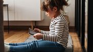 ce faci cand copilul e dependent de telefon