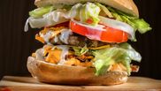 Cum să faci un burger mai bun decât la restaurant