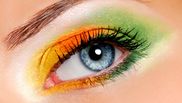 Cum să fii „beauty” în 2023. Tehnici de machiaj, stiluri vestimentare, culori și tunsori la modă