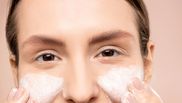 3 sfaturi pentru îngrijirea pielii pe care să le aplici în 2023