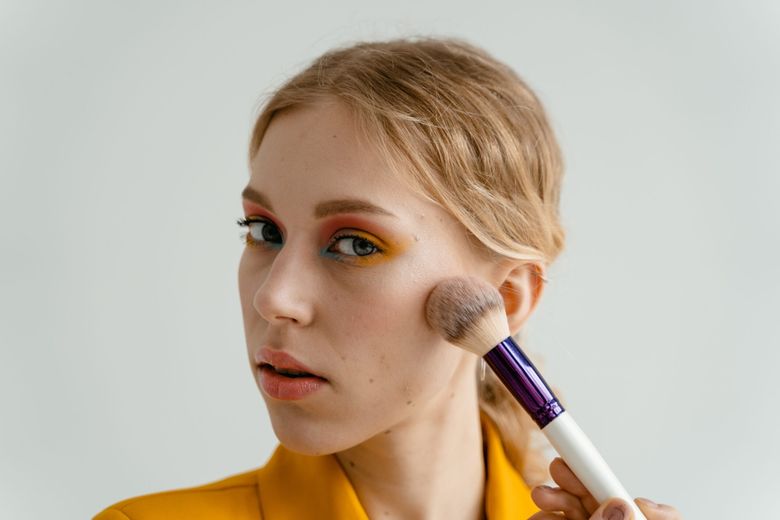 4 sfaturi de care să ții cont pentru a folosi corect produsele de make-up 4 sfaturi de care să ții cont pentru a folosi corect produsele de make-up