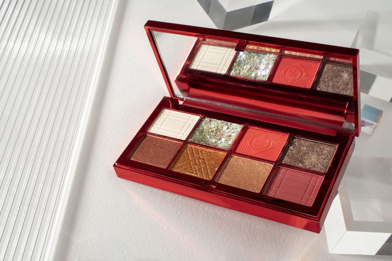 machiaj cu sclipici ochi