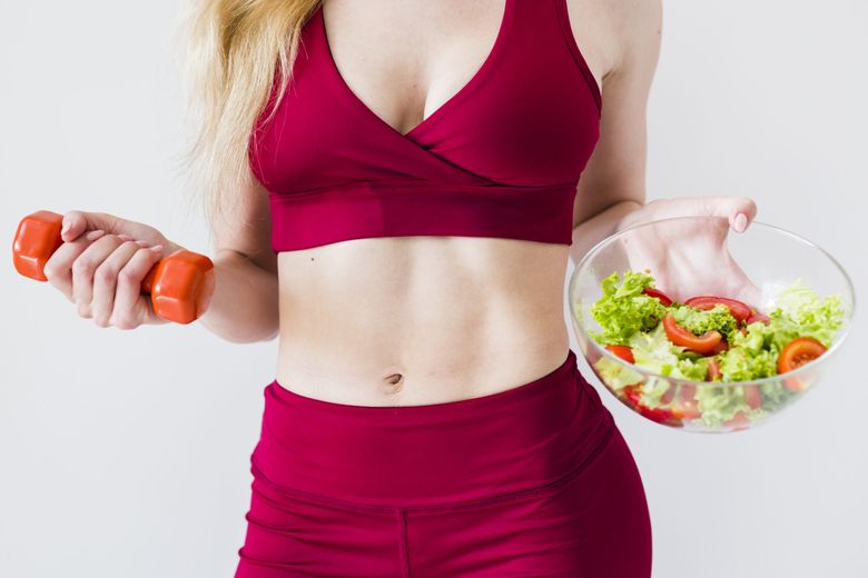 Află ce alimente trebuie neapărat să eviți pentru a avea un abdomen plat. „Numai o linguriță de maioneză are peste 100 de calorii.” Află ce alimente trebuie neapărat să eviți pentru a avea un abdomen plat. „Numai o linguriță de maioneză are peste 100 de calorii.”