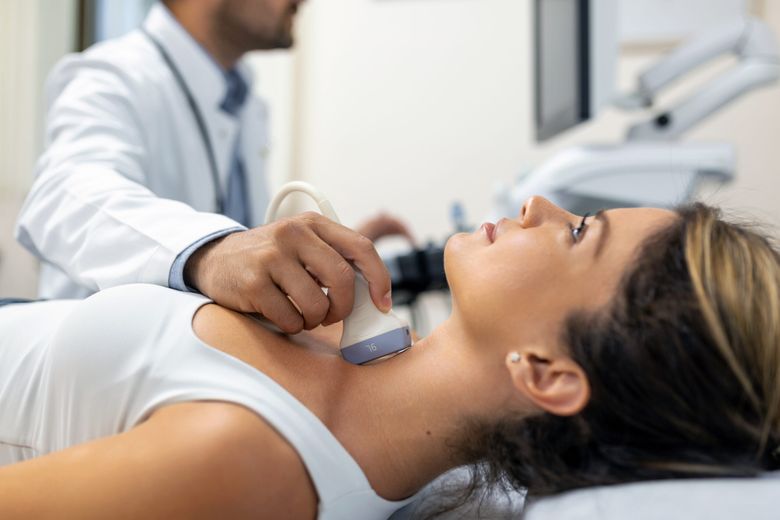 Tiroida, simptome nebănuite! Alimente și vitamine benefice pentru tiroidă! Tiroida, simptome nebănuite! Alimente și vitamine benefice pentru tiroidă!