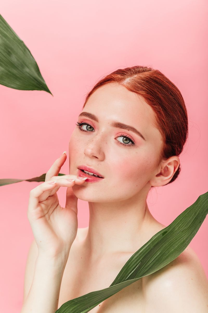 Cum să realizezi un machiaj natural